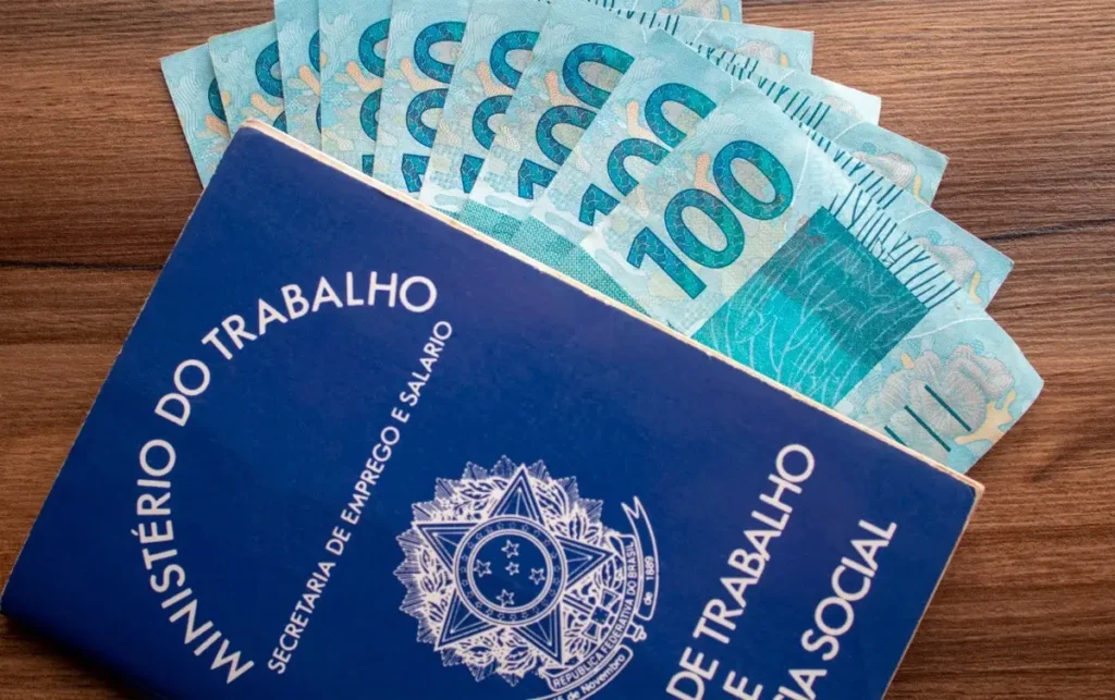 renda salário mínimo relatório salarial Ministério do Trabalho