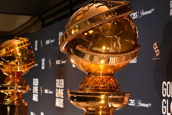 Custo de uma estatueta do Globo de Ouro e brindes luxuosos.