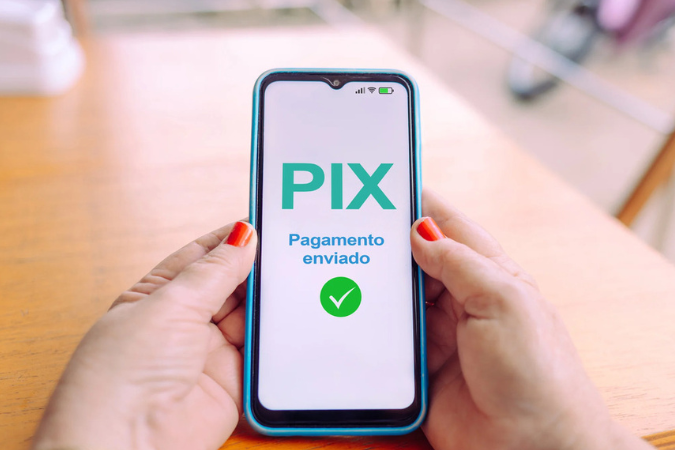 Receita Federal revoga monitoramento do Pix e garante gratuidade.
