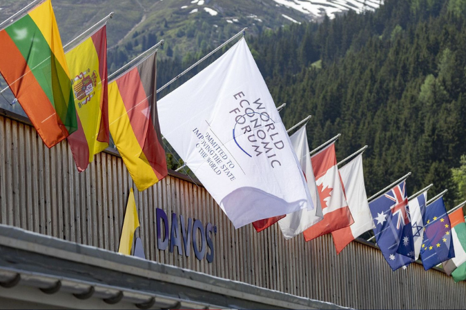 Líderes globais reunidos no Fórum Econômico Mundial em Davos