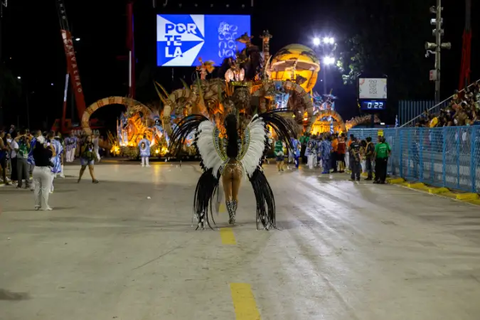 Carnaval: feriado ou ponto facultativo? Entenda seus direitos