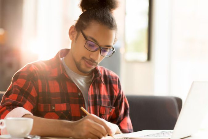 estudantes Pé-de-Meia Licenciaturas
