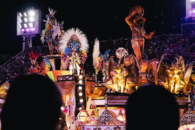 Camarotes de luxo no Carnaval 2025 com open bar e atrações exclusivas