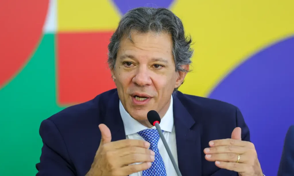 Isenção de IR: Haddad confirma que compensação de isenção do IR está pronta
